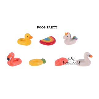 Pool party